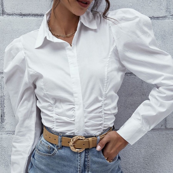 Tops - white puff long sleeve classic white top